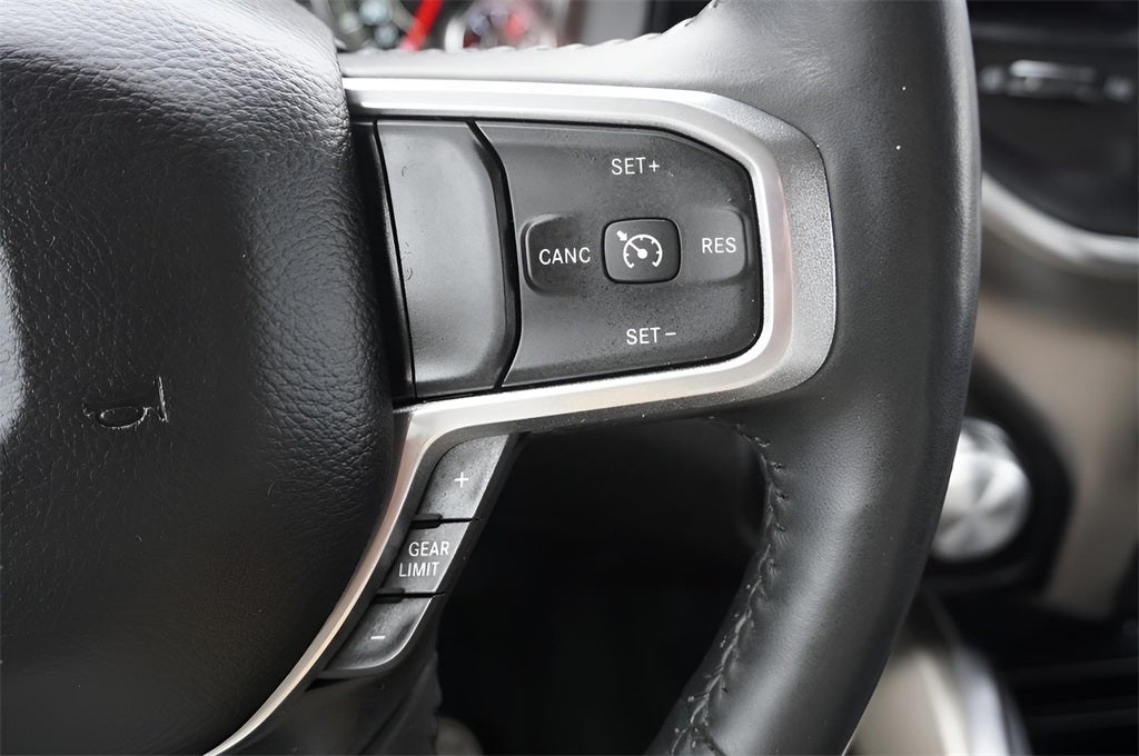 2021 RAM 1500 Laramie Crew Cab 4x4 5'7' Box