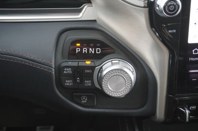 2025 RAM 1500 Tungsten Crew Cab 4x4 5'7' Box