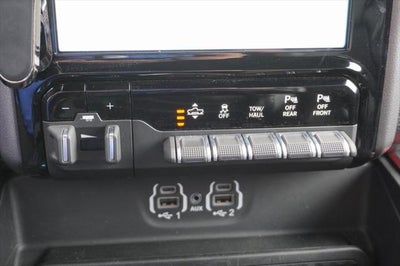 2022 RAM 1500 Rebel Crew Cab 4x4 5'7' Box