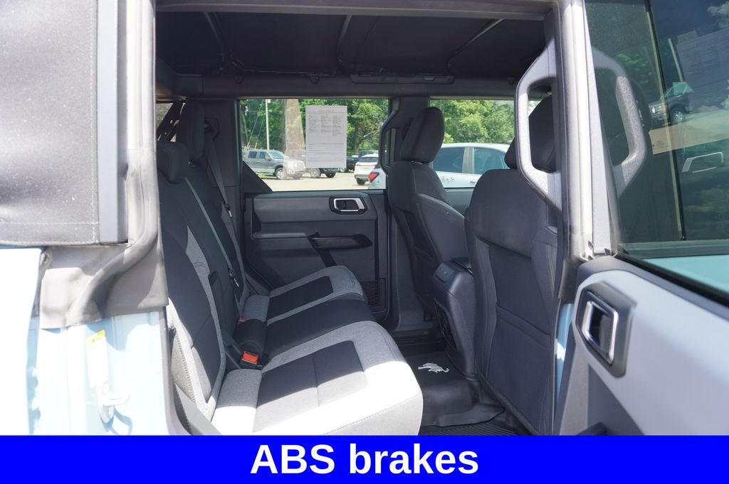 2021 Ford Bronco Base