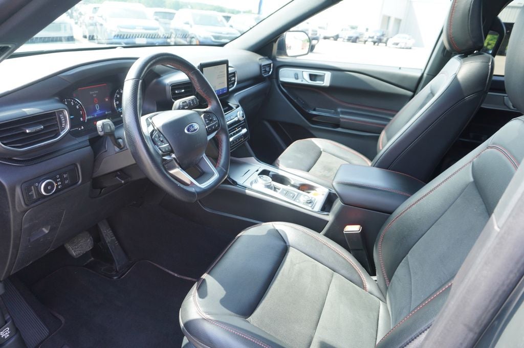2023 Ford Explorer ST-Line