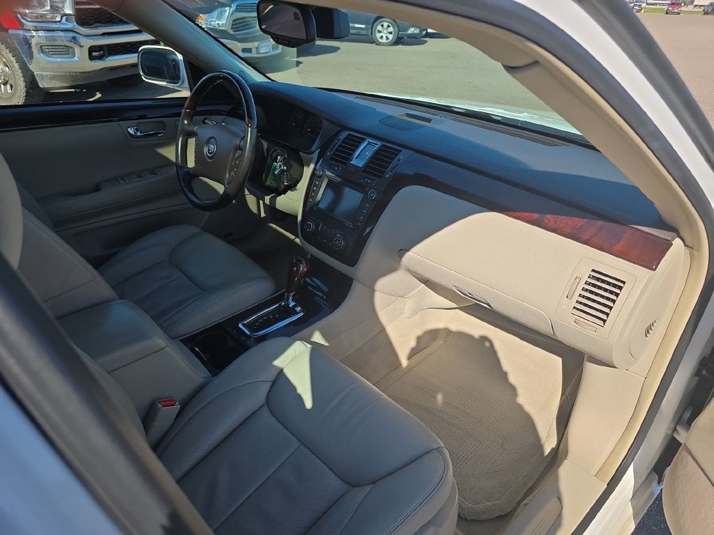 2011 Cadillac DTS Premium Collection