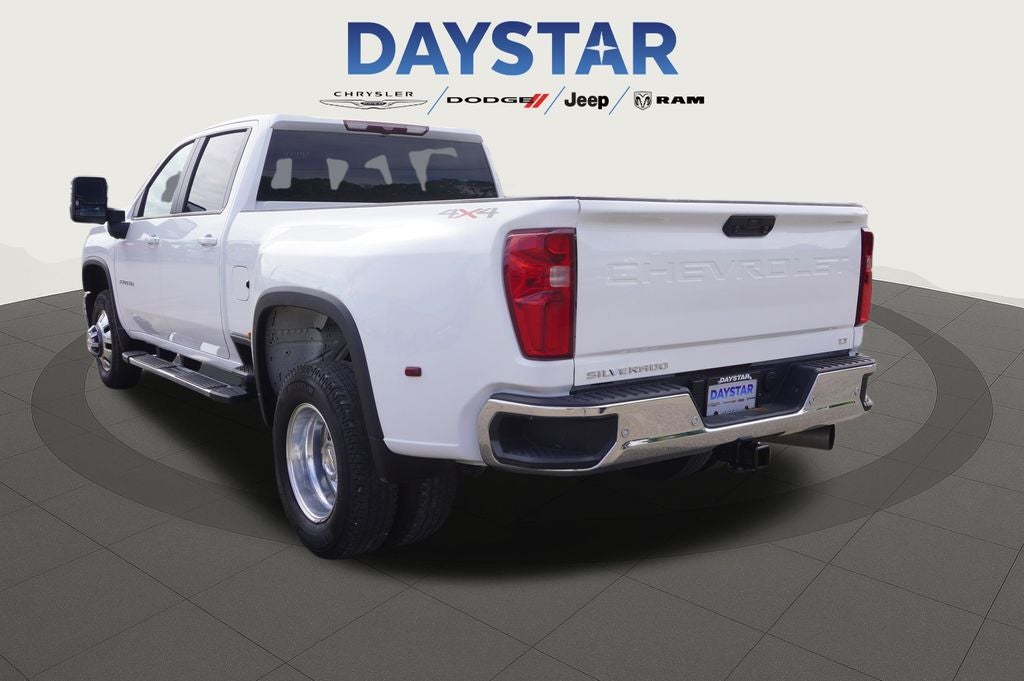 2025 Chevrolet Silverado 3500HD 4WD Crew Cab Long Bed LT