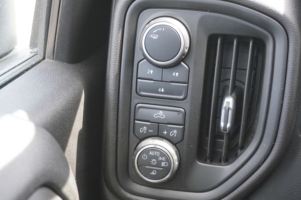 2022 Chevrolet Silverado 2500HD 4WD Double Cab Long Bed Custom