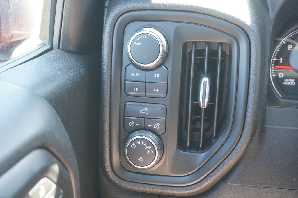 2020 Chevrolet Silverado 1500 4WD Double Cab Standard Bed Custom Trail Boss