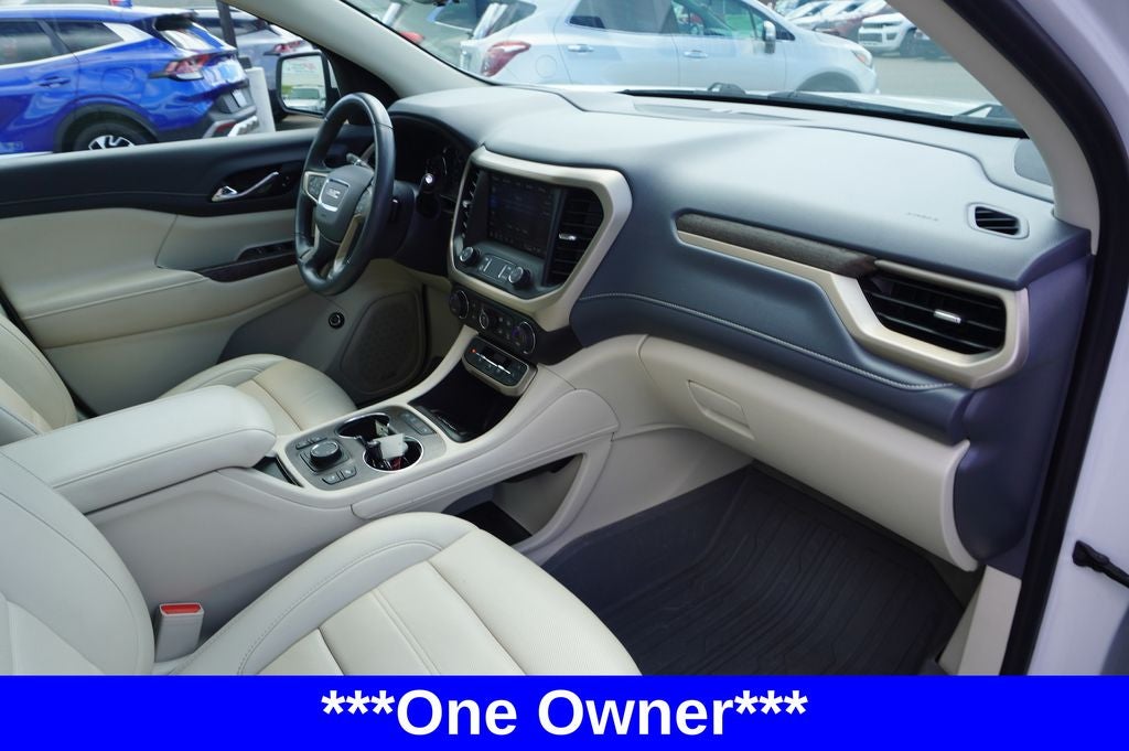 2022 GMC Acadia AWD Denali