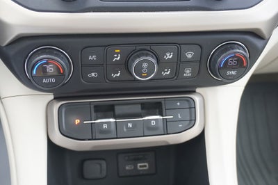 2022 GMC Acadia AWD Denali