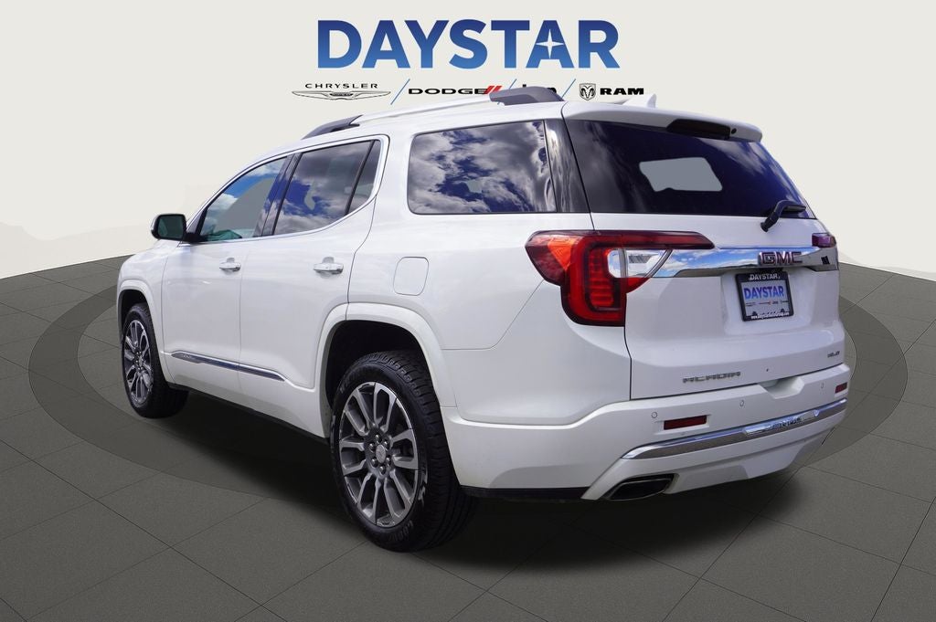 2022 GMC Acadia AWD Denali