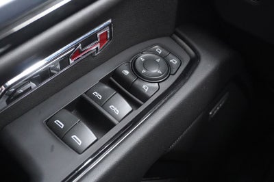 2023 GMC Sierra 1500 4WD Crew Cab Short Box AT4