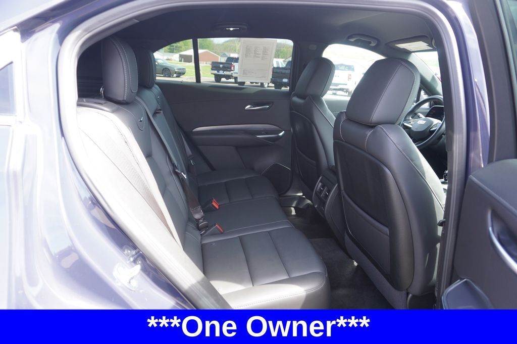 2025 Cadillac XT4 AWD Premium Luxury