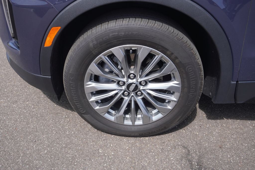 2025 Cadillac XT4 AWD Premium Luxury