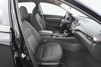 2023 Nissan Altima SV FWD