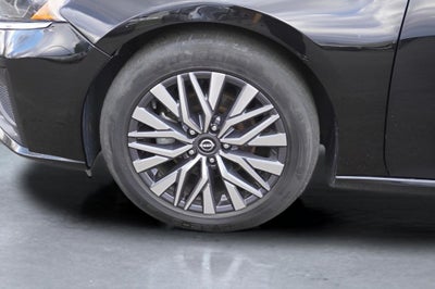 2023 Nissan Altima SV FWD