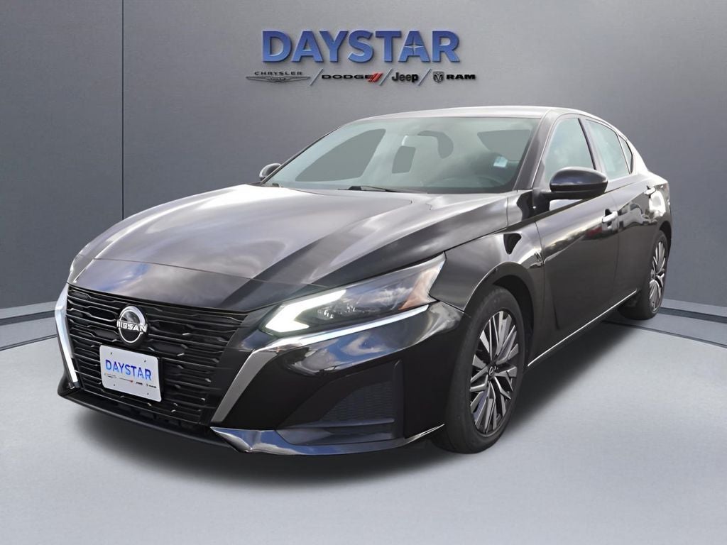2023 Nissan Altima SV FWD