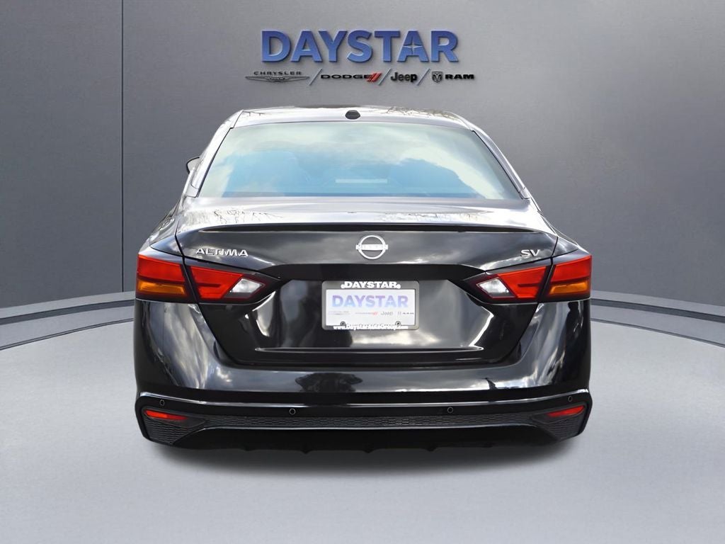 2023 Nissan Altima SV FWD