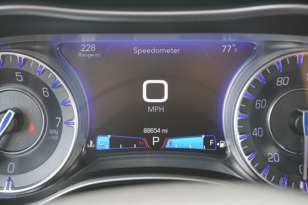 2016 Chrysler 300 Limited