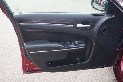 2016 Chrysler 300 Limited