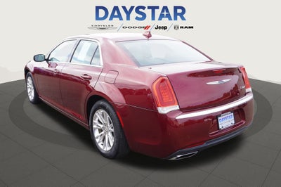 2016 Chrysler 300 Limited