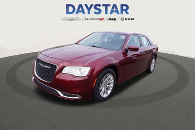2016 Chrysler 300 Limited