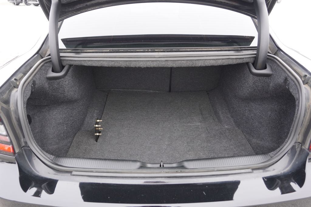 2018 Dodge Charger SXT RWD