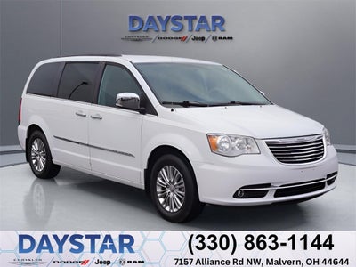 2015 Chrysler Town & Country Touring-L