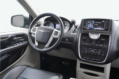 2015 Chrysler Town & Country Touring-L