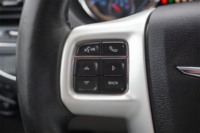 2015 Chrysler Town & Country Touring-L