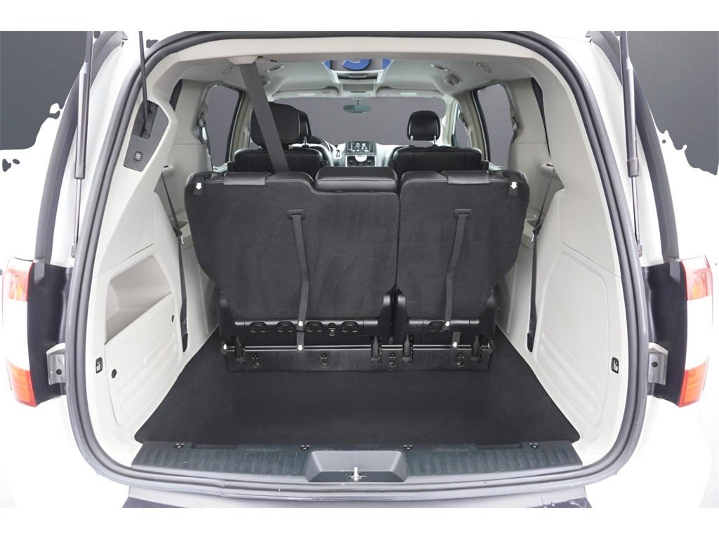 2015 Chrysler Town & Country Touring-L