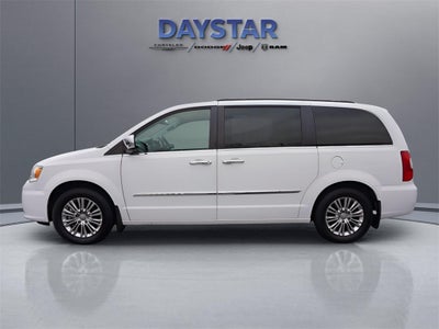 2015 Chrysler Town & Country Touring-L
