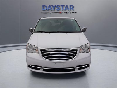2015 Chrysler Town & Country Touring-L