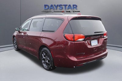2019 Chrysler Pacifica Touring L Plus