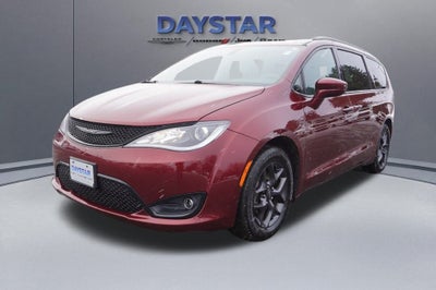 2019 Chrysler Pacifica Touring L Plus
