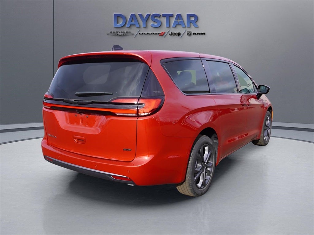 2026 Chrysler Pacifica PACIFICA SELECT AWD