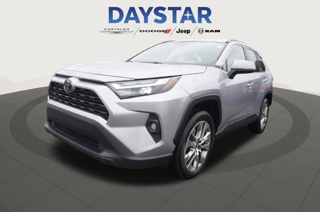 2023 Toyota RAV4 XLE Premium