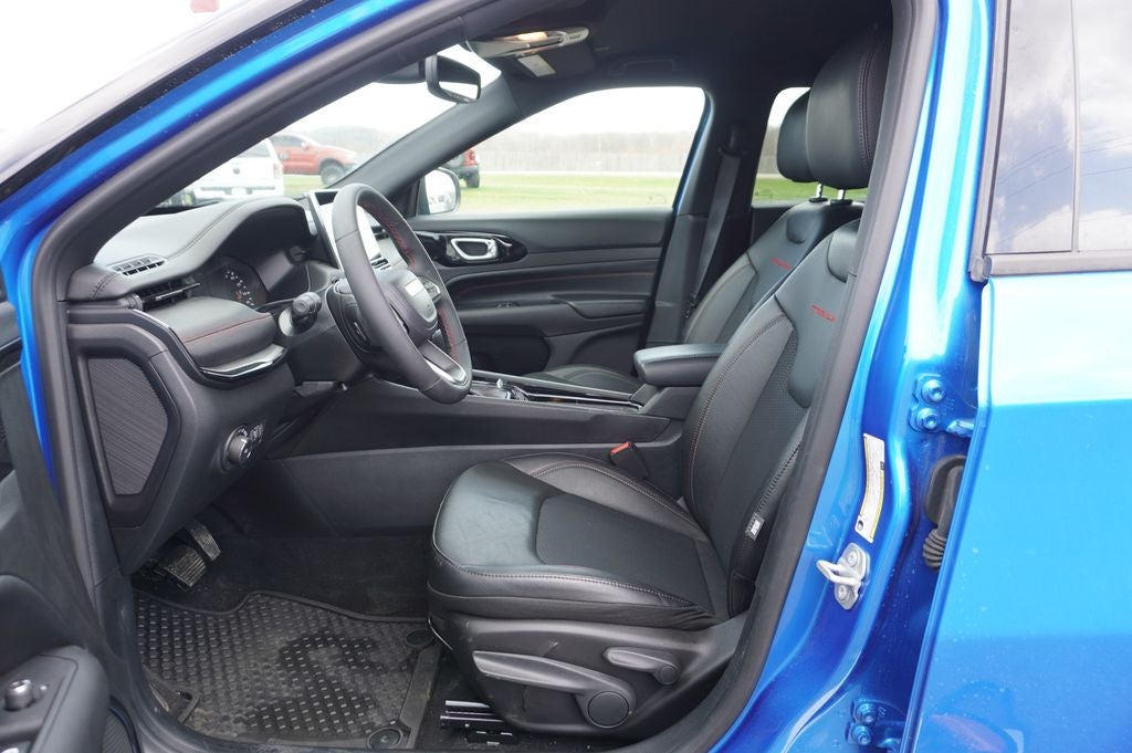 2025 Jeep Compass Trailhawk 4x4