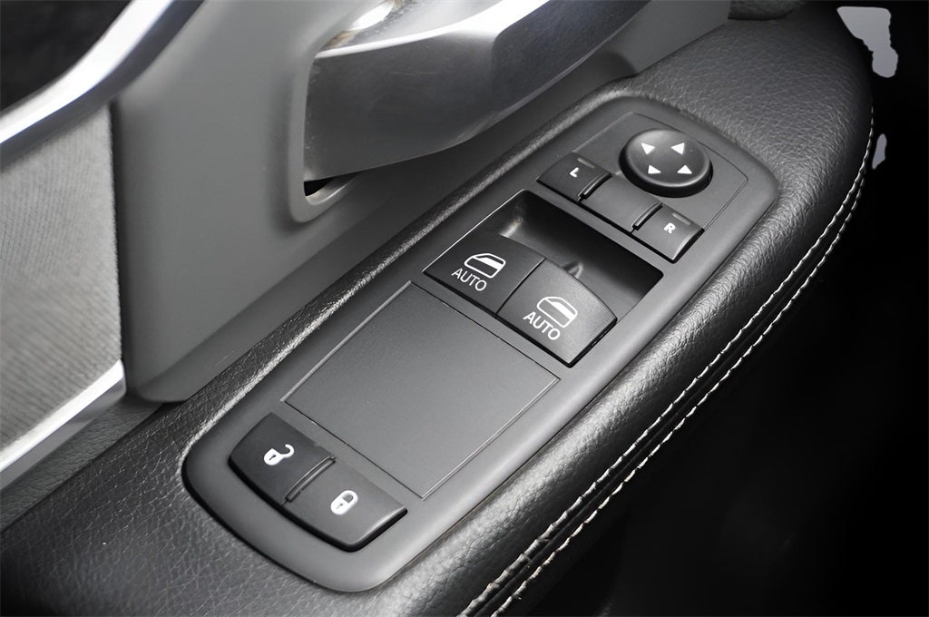 2022 RAM 3500 Big Horn Regular Cab 4x4 8' Box