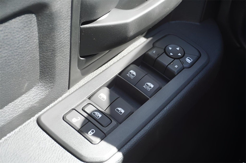 2026 RAM Ram 3500 RAM 3500 TRADESMAN CREW CAB 4X4 6'4' BOX