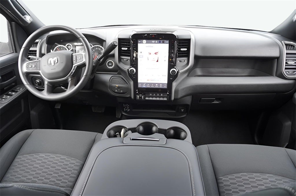 2026 RAM Ram 3500 RAM 3500 TRADESMAN CREW CAB 4X4 6'4' BOX