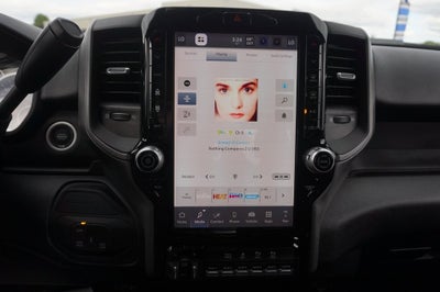 2026 RAM Ram 3500 RAM 3500 TRADESMAN CREW CAB 4X4 6'4' BOX