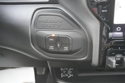 2026 RAM Ram 3500 RAM 3500 TRADESMAN CREW CAB 4X4 6'4' BOX