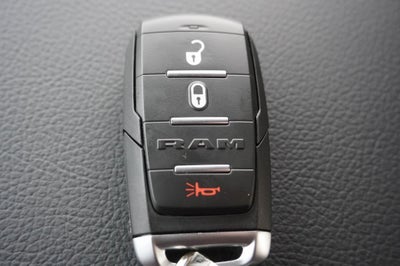 2026 RAM Ram 3500 RAM 3500 TRADESMAN CREW CAB 4X4 6'4' BOX