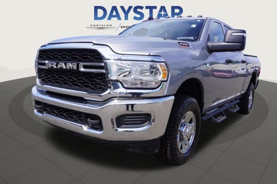 2024 RAM 3500 Tradesman Crew Cab 4x4 6'4' Box