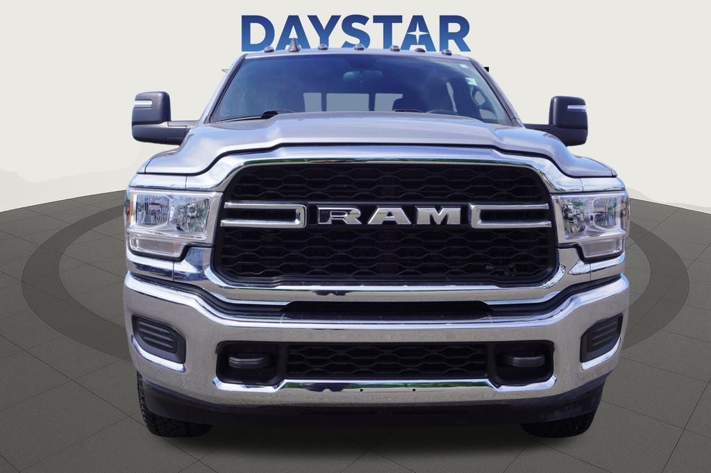 2024 RAM 3500 Tradesman Crew Cab 4x4 6'4' Box