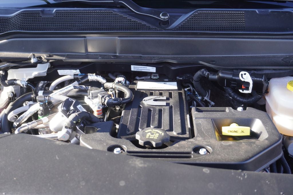 2025 RAM 2500 Laramie Crew Cab 4x4 6'4' Box