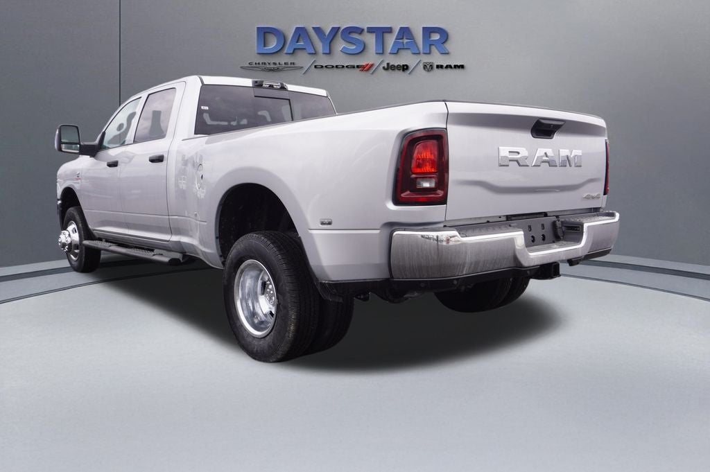 2026 RAM Ram 3500 RAM 3500 TRADESMAN CREW CAB 4X4 8' BOX