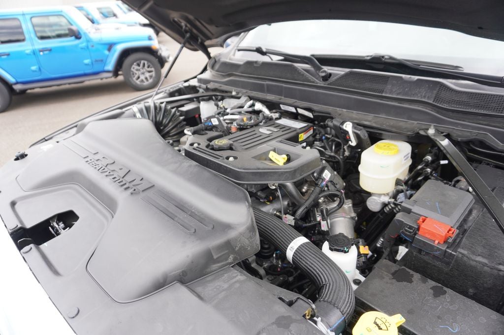 2026 RAM Ram 3500 RAM 3500 TRADESMAN CREW CAB 4X4 8' BOX