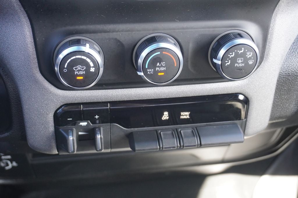 2024 RAM 2500 Tradesman Regular Cab 4x4 8' Box