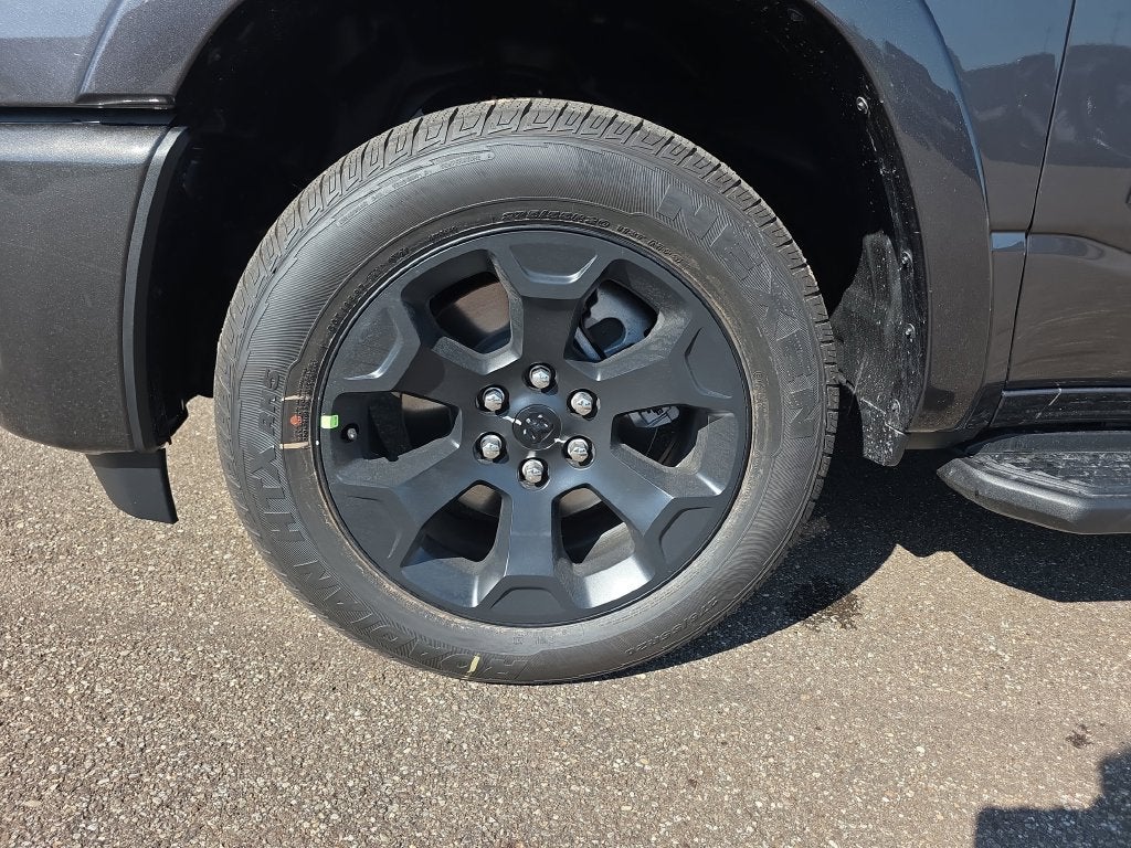 2027 RAM Ram 1500 RAM 1500 BIG HORN CREW CAB 4X4 5'7' BOX