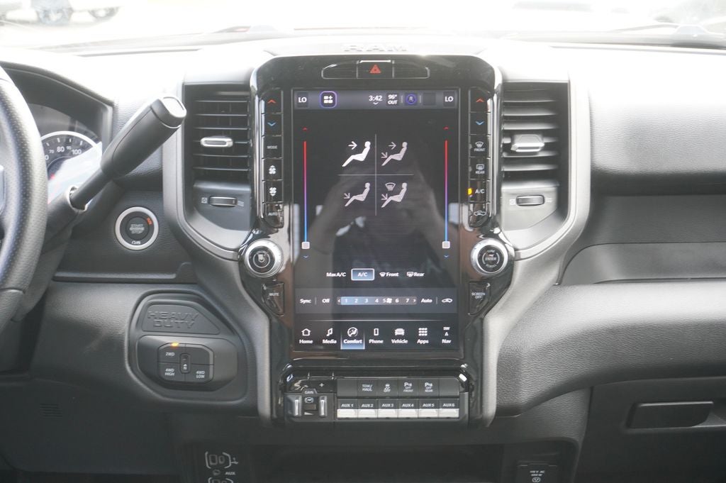 2026 RAM 2500 RAM 2500 BLACK EXPRESS CREW CAB 4X4 6'4' BOX