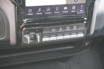 2026 RAM 2500 RAM 2500 BLACK EXPRESS CREW CAB 4X4 6'4' BOX